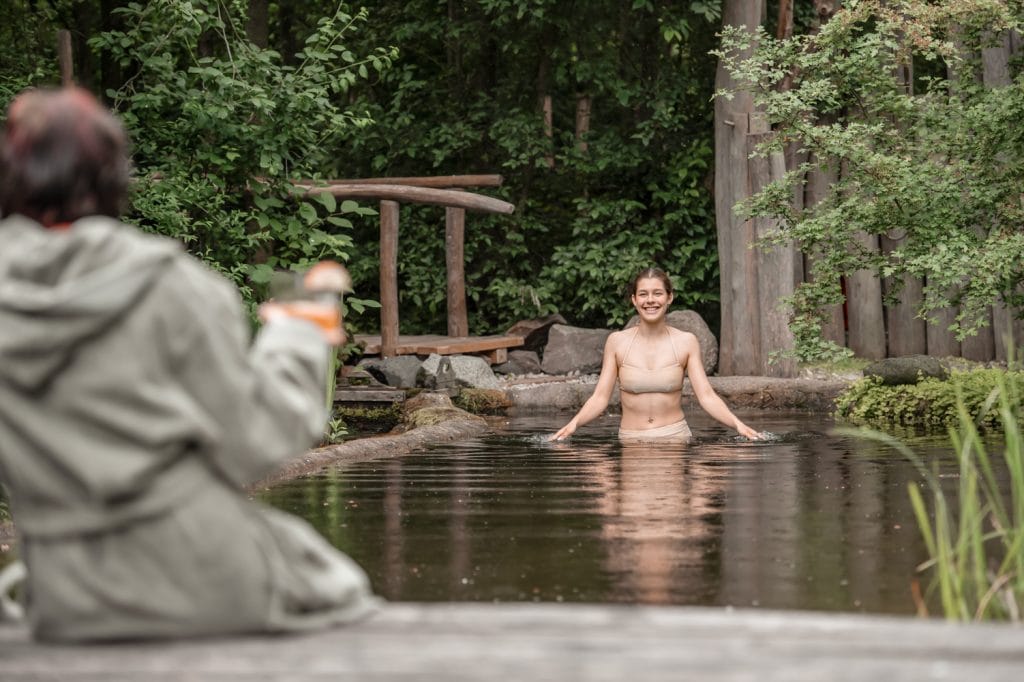 Entspannung im Naturlandschaftsbad mit Sauna und Wellness in Berlin.