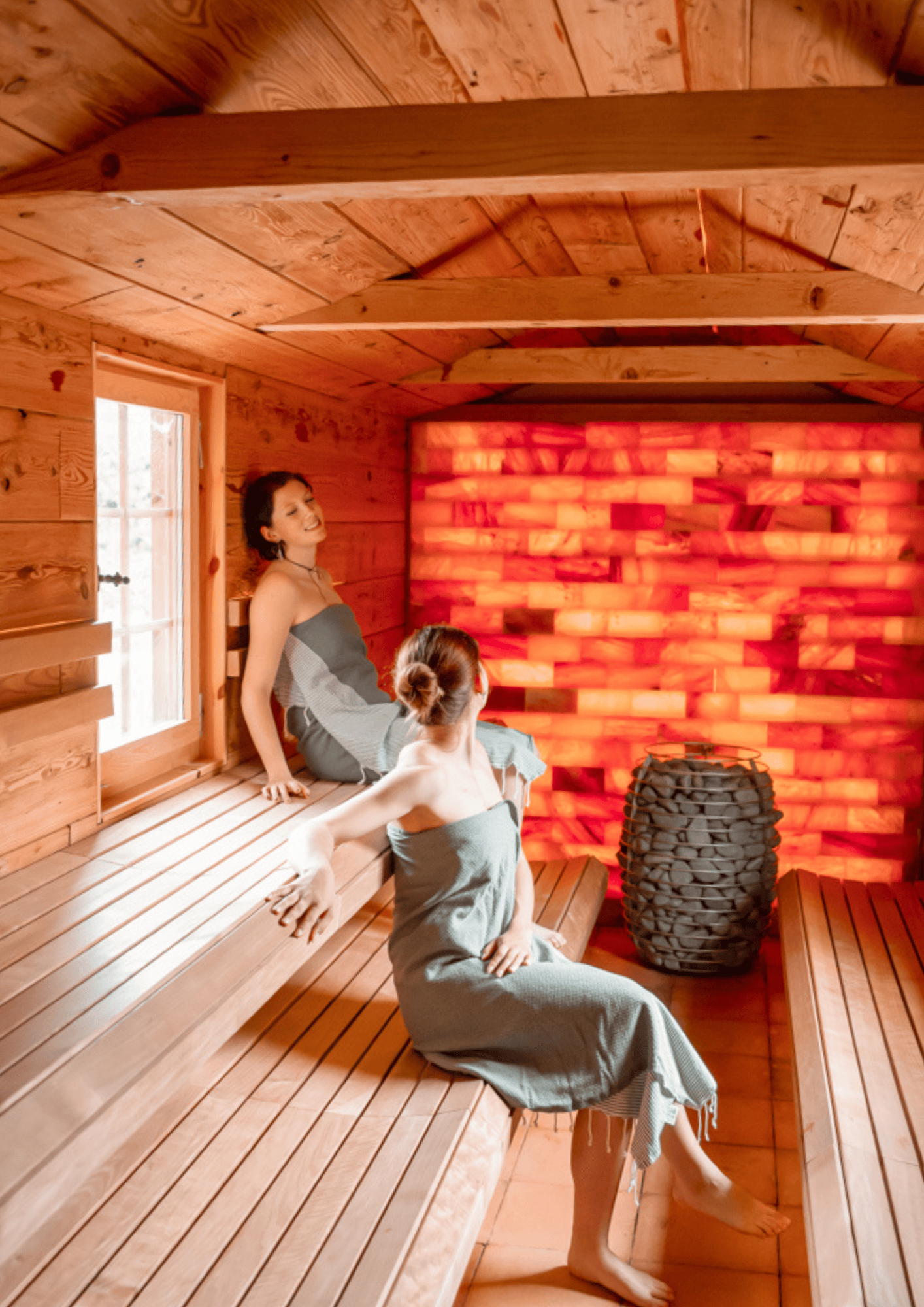 Entspannende Sauna für ganzheitliche Gesundheit und Wohlbefinden.