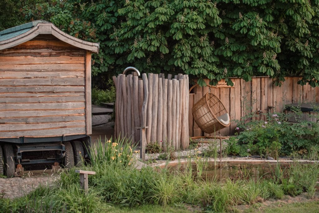 Nat&uuml;rlich! Hier sind die SEO-optimierten Texte f&uuml;r das Bild:.